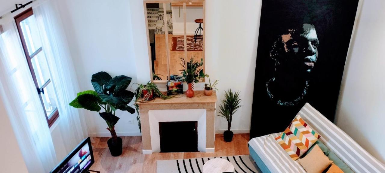 La Maison Des Nomades Netflix Disney Prime Video Apartment Avignon Luaran gambar