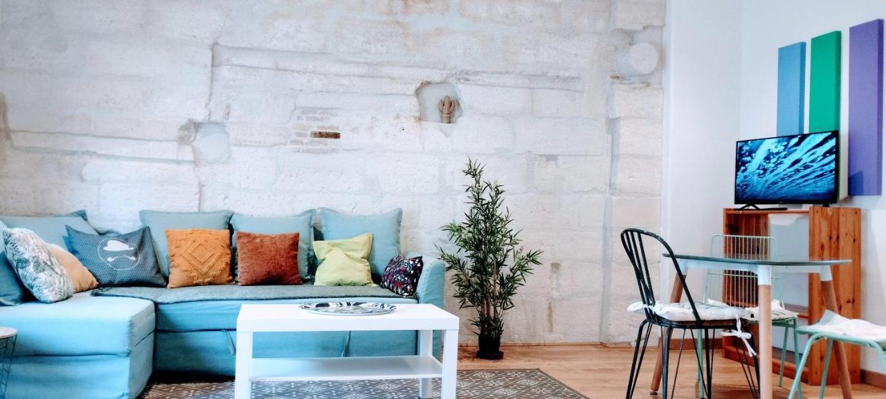 La Maison Des Nomades Netflix Disney Prime Video Apartment Avignon Luaran gambar
