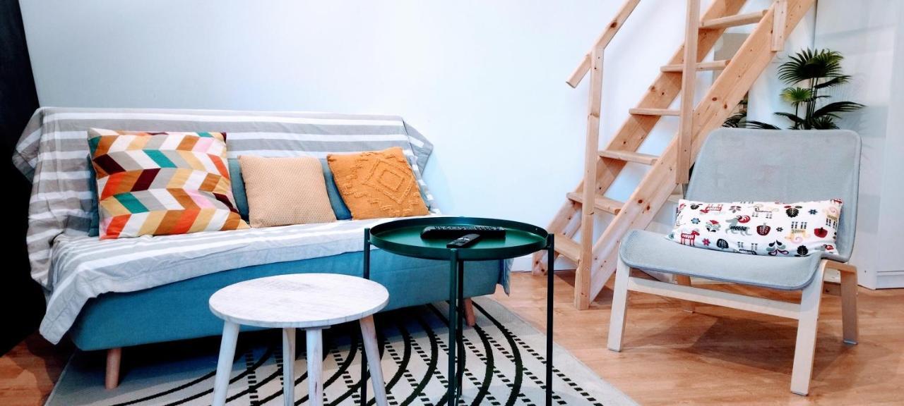 La Maison Des Nomades Netflix Disney Prime Video Apartment Avignon Luaran gambar