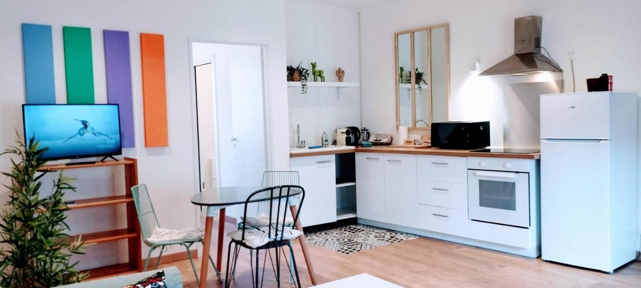 La Maison Des Nomades Netflix Disney Prime Video Apartment Avignon Luaran gambar